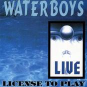 “I’m sending you my love with a bang on the ear” Waterboys are coming to Bergen in October.